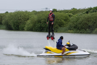 flyboarding